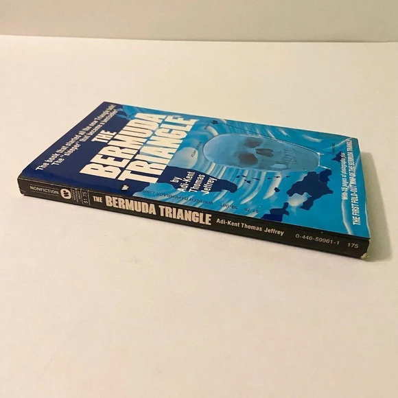Vintage 1975 The Bermuda Triangle by Adi Kent  Thomas Jeffrey Paperback - Picture 3 of 15